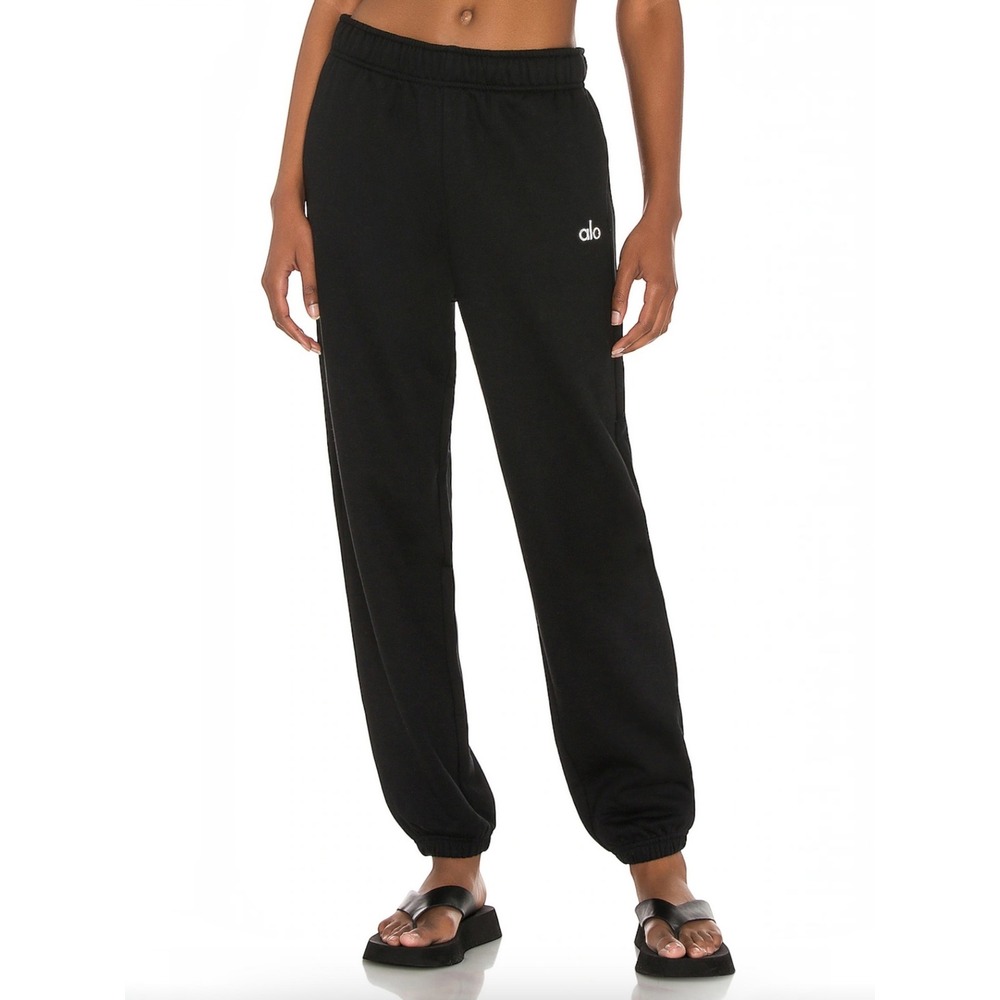 ALO Accolade Jogger Sweatpants in Black